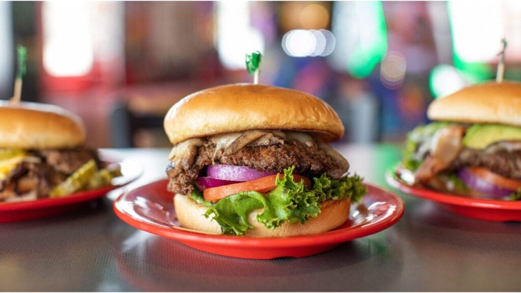 outdoor dining in Norman