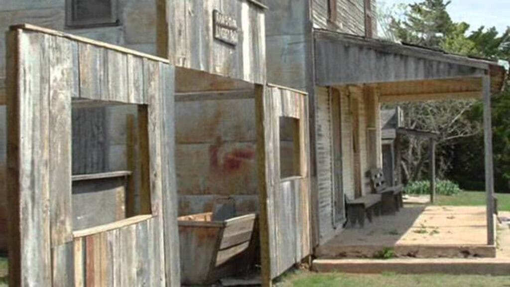 ghost towns near Oklahoma City