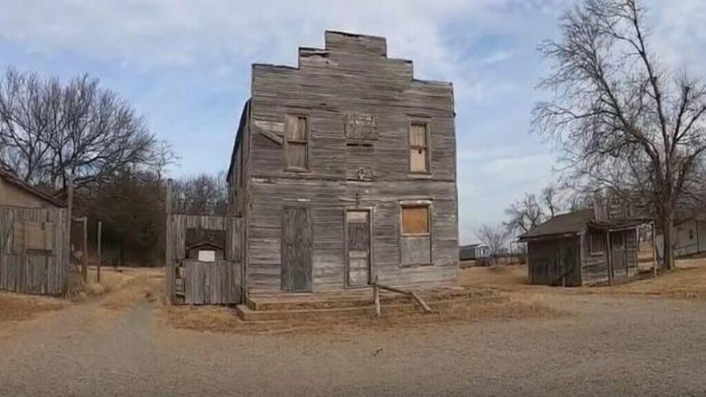 ghost towns near Edmond